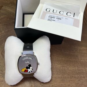 NWT Gucci x Disney x Chinese Lunar New Year Mickey Mouse Watch